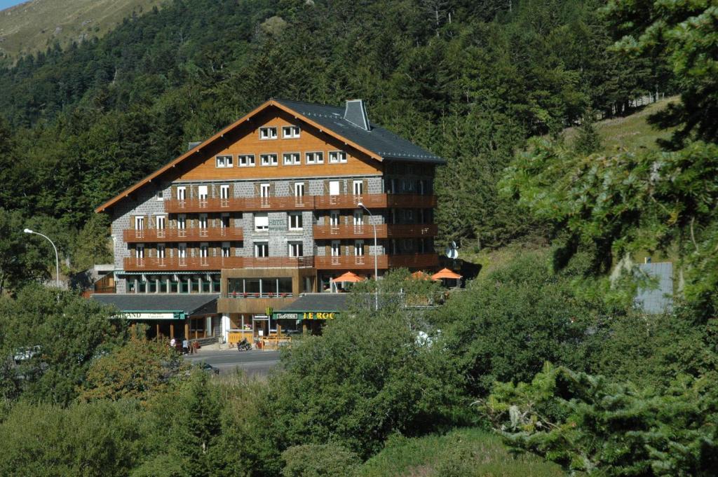 Hotel Du Puy Ferrand , Restaurant La Table De L'Ours Le Mont-Dore Esterno foto