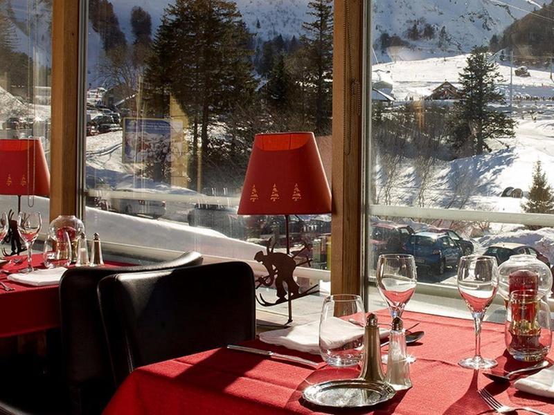 Hotel Du Puy Ferrand , Restaurant La Table De L'Ours Le Mont-Dore Esterno foto